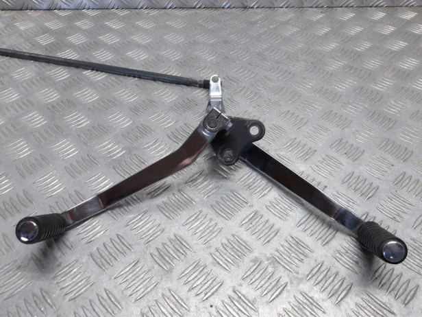 Dźwignia kołyska zmiany biegów KAWASAKI VN 2000 VULCAN 04-10r   PN. 13156-0007