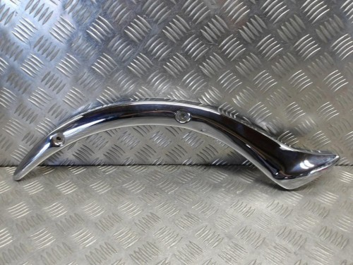 Banan stelaż mocowanie błotnika tył prawy KAWASAKI VN 2000 VULCAN 04-10r   PN. 14091-0255