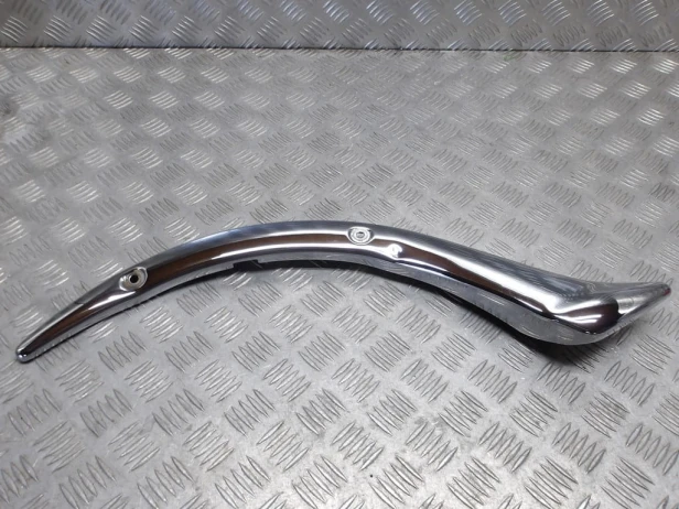 Banan stelaż mocowanie błotnika tył prawy KAWASAKI VN 2000 VULCAN 04-10r   PN. 14091-0255