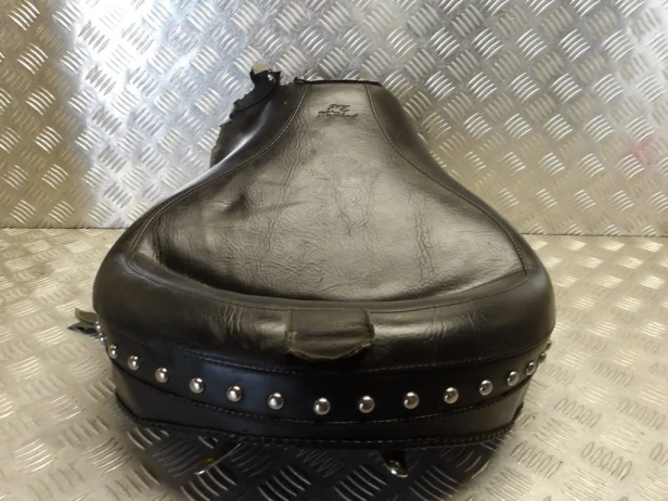 Siedzenie fotel kanapa kierowcy MUSTANG KAWASAKI VN 2000 VULCAN 2004-2009   PN. 4-VC2