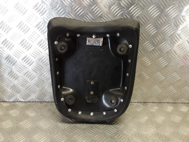Siedzenie fotel kanapa pasażera MUSTANG KAWASAKI VN 2000 VULCAN 04-09r   PN. 4-VC2P
