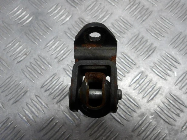 Podnóżek pasażera tył KAWASAKI VN 2000 VULCAN 04-10r   PN. 34003-0030