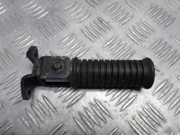 Podnóżek pasażera tył I KAWASAKI VN 2000 VULCAN 04-10r   PN. 34003-0030