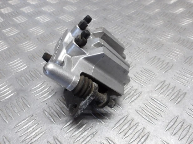 Zacisk hamulca tył KAWASAKI VN 2000 VULCAN 04-10r   PN. 43080-5098