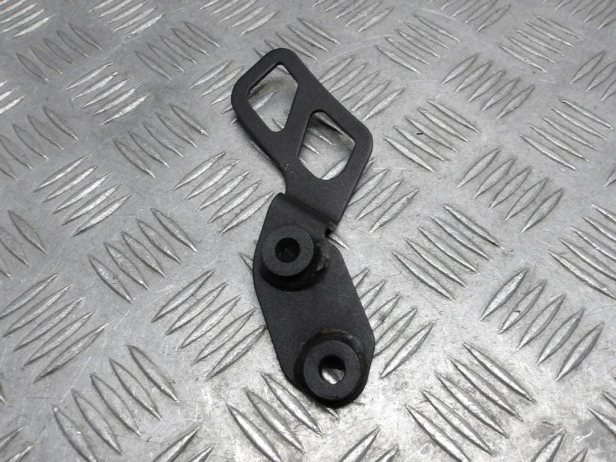 Stelaż mocowanie osłona tłumika KAWASAKI VN 2000 VULCAN 04-07r   PN. 55020-0099
