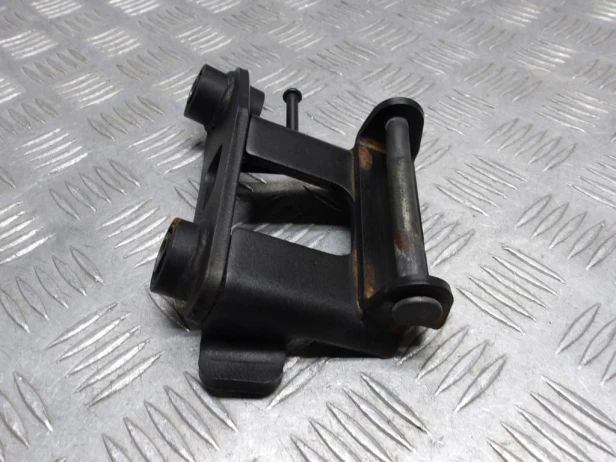 Stelaż set mocowanie podestu prawego KAWASAKI VN 2000 VULCAN 04-07r   PN. 34003-0029