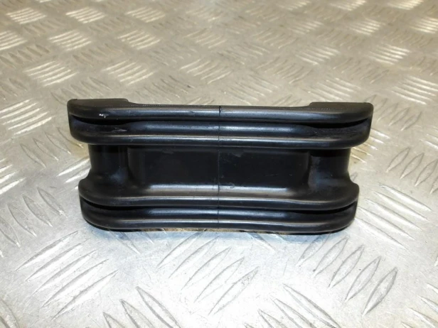 Guma mocowania zbiornika paliwa KAWASAKI VN 2000 VULCAN 04-10r   PN. 92161-0042