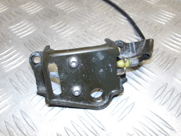 Stelaż zamek siedzenia linka KAWASAKI VN 2000 VULCAN 04-10r   PN. 32046-0037