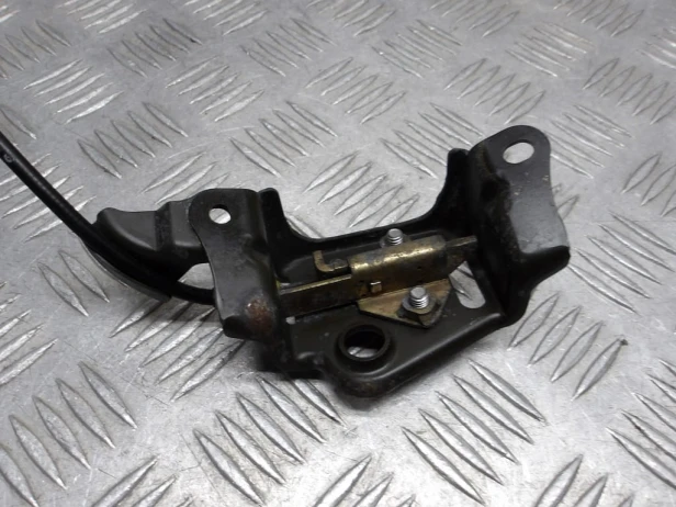 Stelaż zamek siedzenia linka KAWASAKI VN 2000 VULCAN 04-10r   PN. 32046-0037
