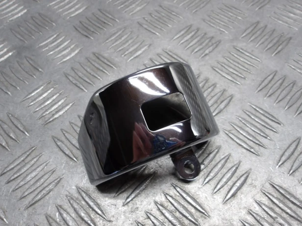 Osłona chrom zbiorniczka płynu hamulcowego KAWASAKI VN 2000 VULCAN 2004   PN. 14091-1300