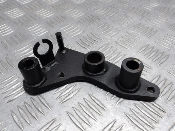 Stelaż mocowania podestu prawego KAWASAKI VN 2000 VULCAN 04-07r   PN. 34003-0031
