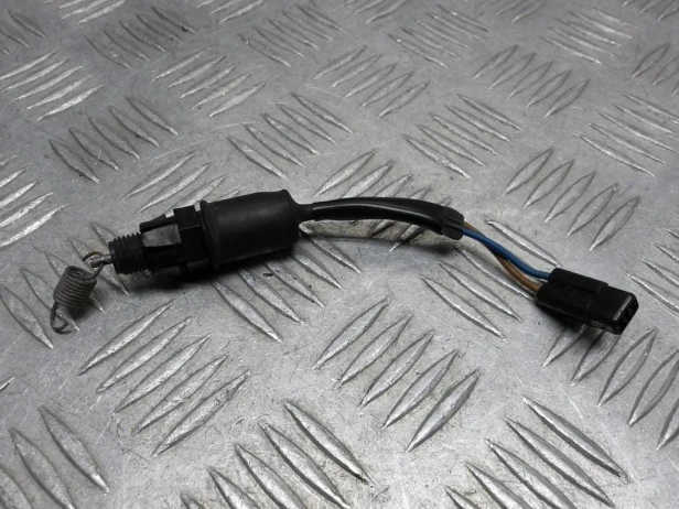 Czujnik stop hamulca tynego KAWASAKI VN 2000 VULCAN 04-10r   PN. 27010-0023