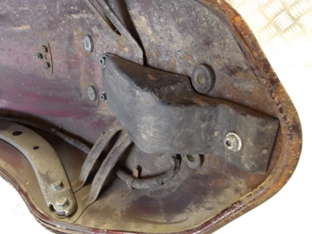 Błotnik tylny KAWASAKI VN 2000 VULCAN 04-10r   PN. 35022-0021