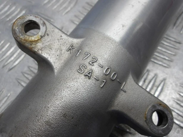 Laga zawieszenia przód lewa KAWASAKI VN 2000 VULCAN 04-10r   PN. 44005-0008