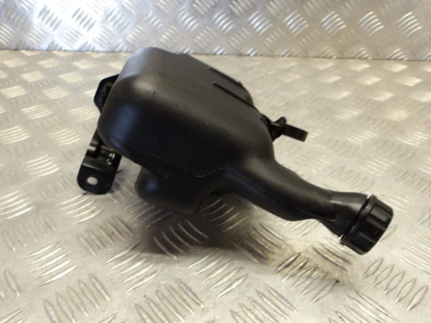 Zbiorniczek wyrównawczy płynu KAWASAKI VN 2000 VULCAN 04-10r   PN. 43078-0020