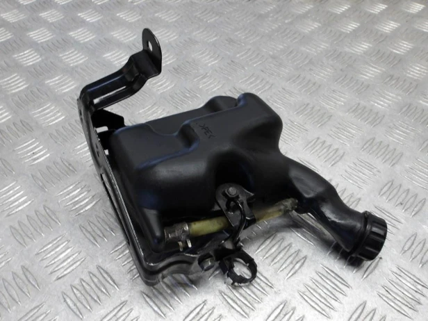 Zbiorniczek wyrównawczy płynu KAWASAKI VN 2000 VULCAN 04-10r   PN. 43078-0020