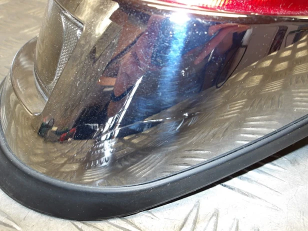 Lampa tylna KAWASAKI VN 2000 VULCAN 04-10r   PN. 23025-0001