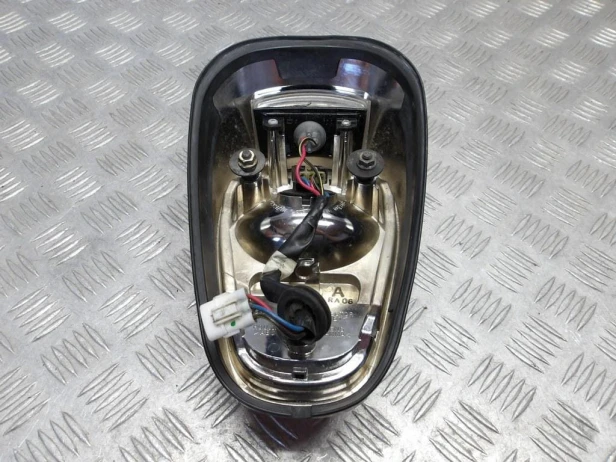 Lampa tylna KAWASAKI VN 2000 VULCAN 04-10r   PN. 23025-0001