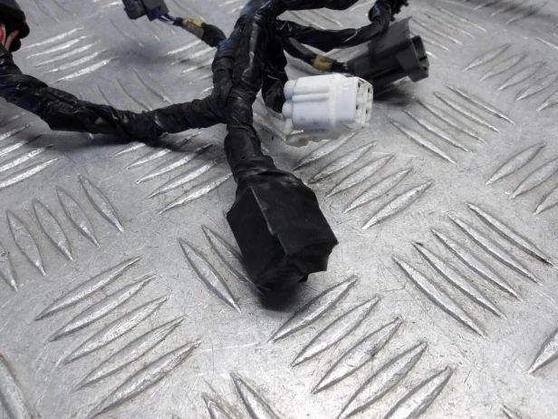 Instalacja elektryczna wiązka silnika wtryskiwaczy KAWASAKI VN 2000 VULCAN 04-07r   PN. 26031-0179