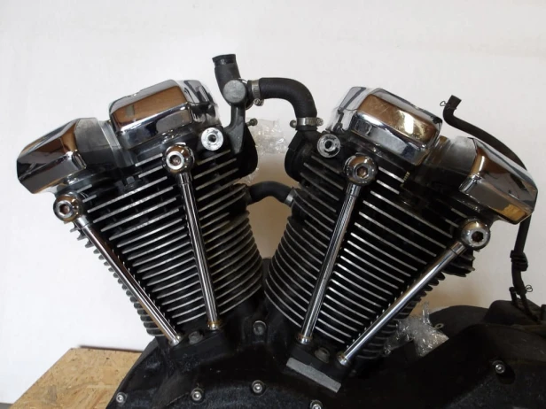Silnik kompletny KAWASAKI VN 2000 VULCAN 04-10r   PN. 14001-5392