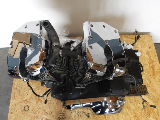 Silnik kompletny KAWASAKI VN 2000 VULCAN 04-10r   PN. 14001-5392