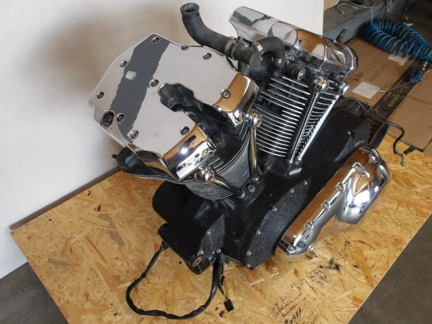 Silnik kompletny KAWASAKI VN 2000 VULCAN 04-10r   PN. 14001-5392
