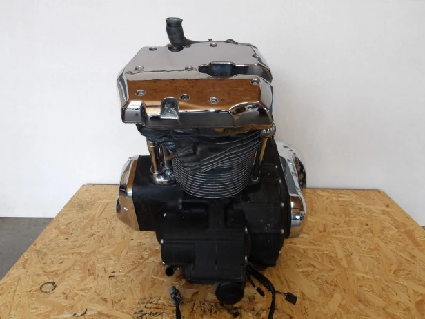 Silnik kompletny KAWASAKI VN 2000 VULCAN 04-10r   PN. 14001-5392