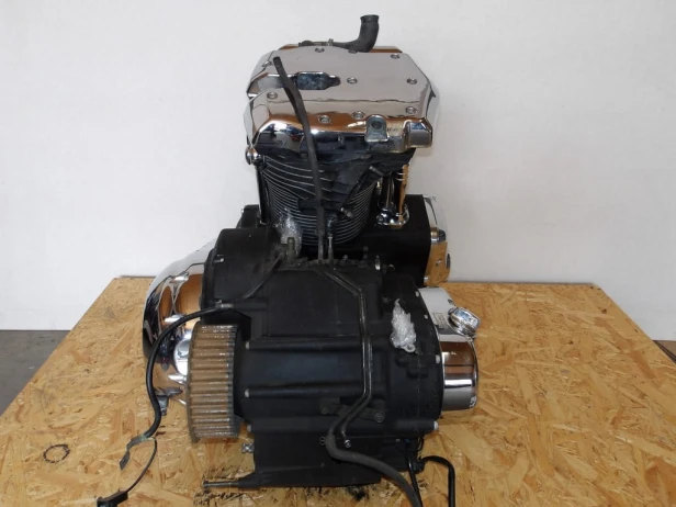 Silnik kompletny KAWASAKI VN 2000 VULCAN 04-10r   PN. 14001-5392