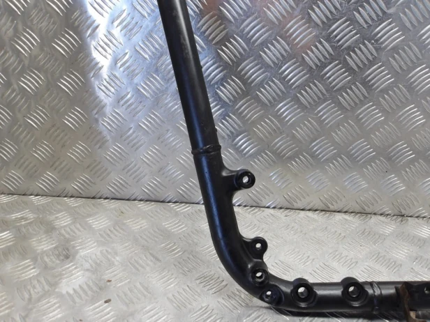 Sanki ramy rama dolna prawa KAWASAKI VN 2000 VULCAN 2004r   PN. 31064-0004