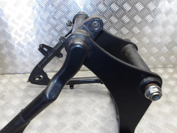 Wahacz koła tył KAWASAKI VN 2000 VULCAN 04-07r   PN. 33001-0032