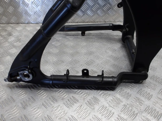 Wahacz koła tył KAWASAKI VN 2000 VULCAN 04-07r   PN. 33001-0032