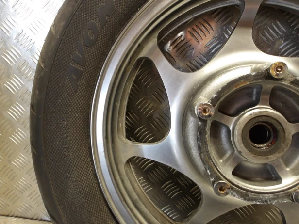Felga koło przód J16M/CxMT3.50 KAWASAKI VN 2000 VULCAN 04-10r   PN. 41073-0004