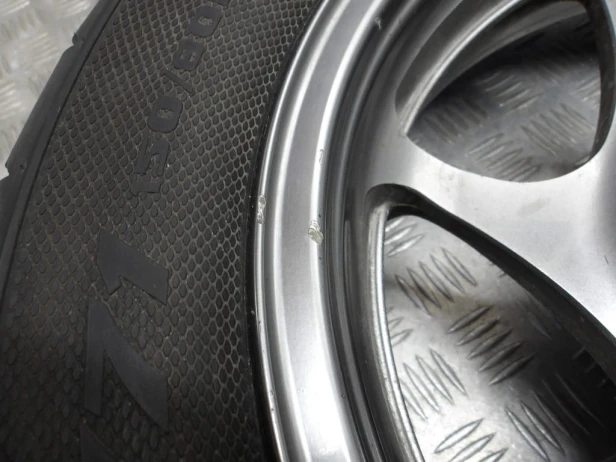 Felga koło przód J16M/CxMT3.50 KAWASAKI VN 2000 VULCAN 04-10r   PN. 41073-0004