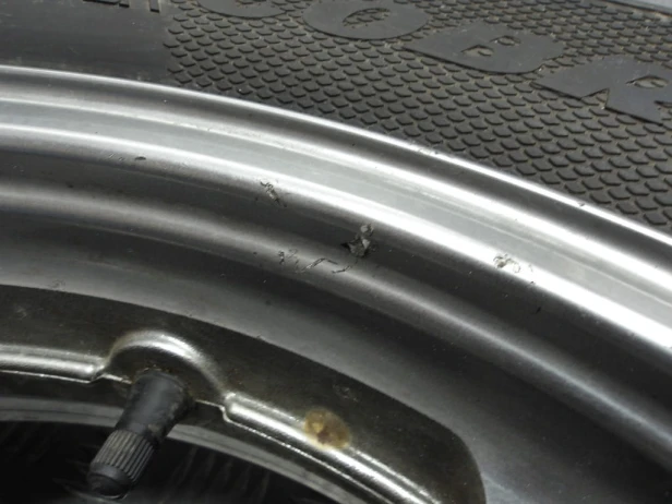 Felga koło przód J16M/CxMT3.50 KAWASAKI VN 2000 VULCAN 04-10r   PN. 41073-0004