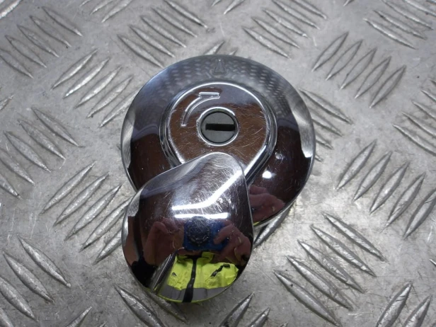 Stacyjka korek wlewu zamki HONDA VT 1100 C2 SHADOW SABRE 00-07r   PN. 35010-MCK-A01
