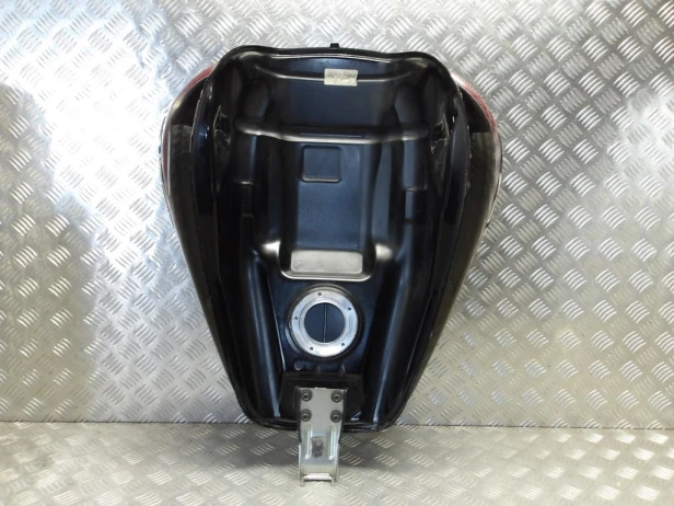 Zbiornik bak paliwa SUZUKI VLR 1800 C109R BOULEVARD/INTRUDER 08-11r   PN. 44100-22HD0-YAY