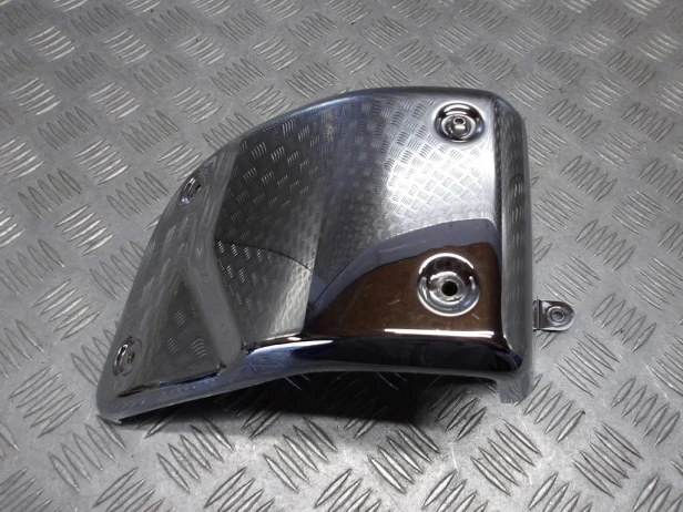 Dekiel osłona dolna lewa SUZUKI VLR 1800 C109R BOULEVARD/INTRUDER 08-13r   PN. 47230-22H00