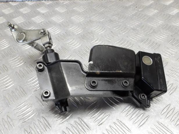Pompa hamulca tył SUZUKI VLR 1800 C109R BOULEVARD/INTRUDER 08-13r   PN. 69600-22H00