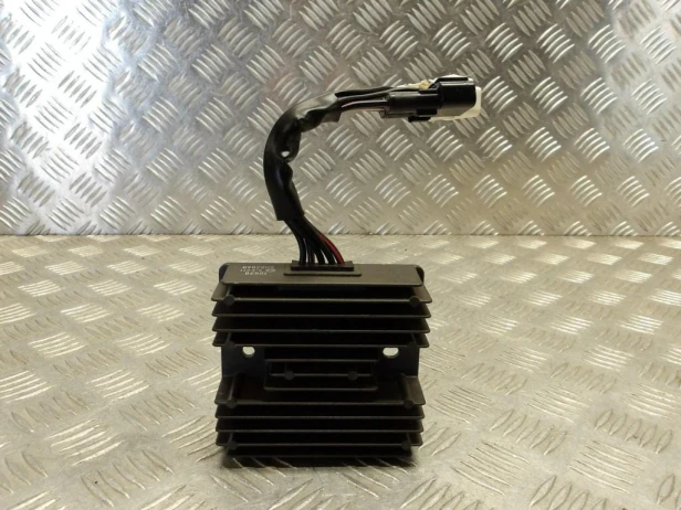 Regulator napięcia SUZUKI VLR 1800 C109R BOULEVARD/INTRUDER 08-13r   PN. 32800-10G20