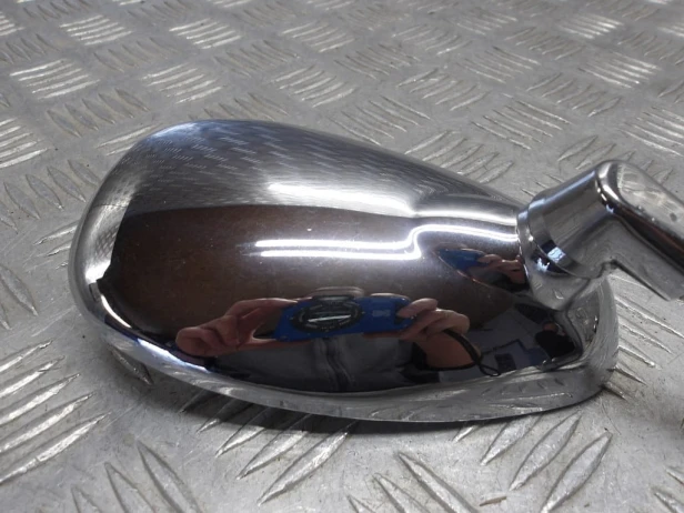 Lusterko prawe SUZUKI VLR 1800 C109R BOULEVARD/INTRUDER 08-13r   PN. 56500-14G20