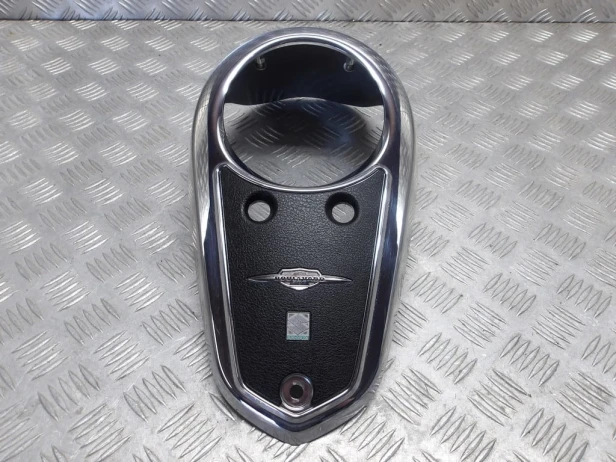 Konsola obudowa licznika SUZUKI VLR 1800 C109R BOULEVARD/INTRUDER 08-13r   PN. 44290-22H00