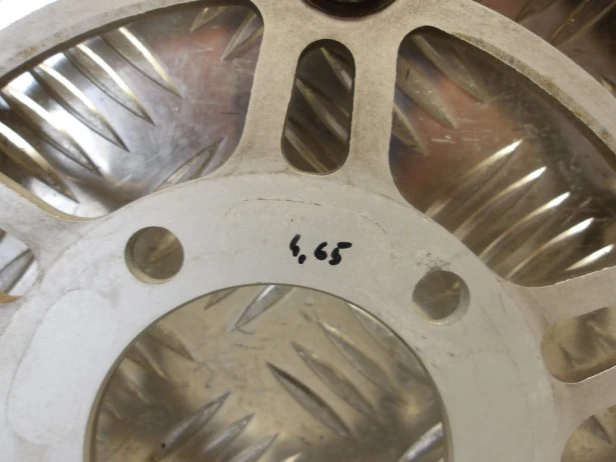 Tarcza hamulca przód 4.65mm SUZUKI VLR 1800 C109R BOULEVARD/INTRUDER 08-13r   PN. 59210-08F20