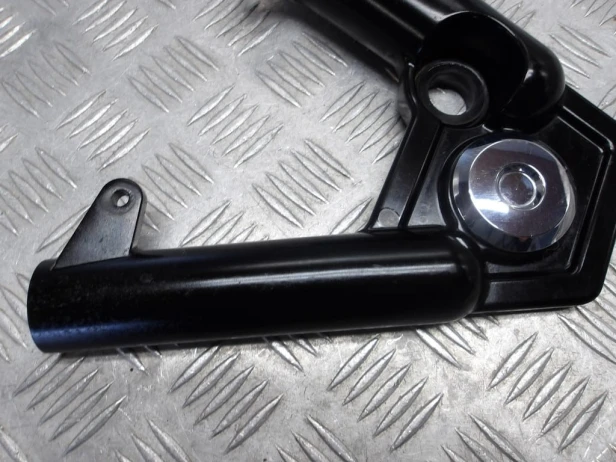 Osłona wahacza tył lewa SUZUKI VLR 1800 C109R BOULEVARD/INTRUDER 08-13r   PN. 61126-22H00-019