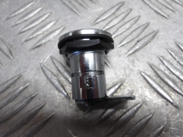 Stacyjka korek paliwa zamki SUZUKI VLR 1800 C109R BOULEVARD/INTRUDER 08-13r   PN. 37110-22H30