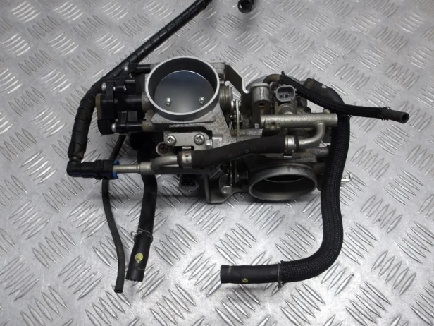 Przepustnica kompletna SUZUKI VLR 1800 C109R BOULEVARD/INTRUDER 08-13r   PN. 13405-22H00