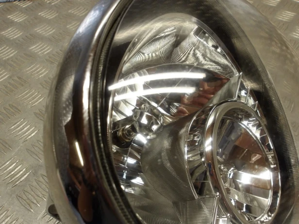 Lampa przednia reflektor YAMAHA XV 1900 ROADLINER/STRATOLINER 06-14r   PN. 1D7-84310-00