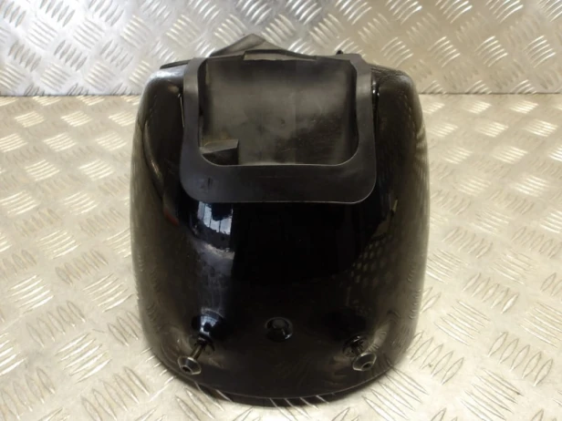Obudowa lampy przód YAMAHA XV 1900 ROADLINER/STRATOLINER 06-14r   PN. 1D7-84330-10