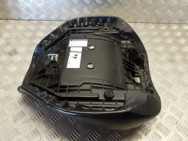 Siedzenie fotel kanapa kierowcy YAMAHA XV 1900 ROADLINER/STRATOLINER 06-07r   PN. 1D7-24710-01