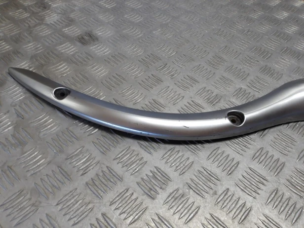 Banan stelaż mocowanie błotnika tył lewy YAMAHA XV 1900 ROADLINER/STRATOLINER 06-14r   PN. 1D7-21613-00