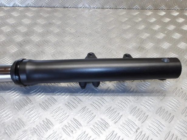 Laga zawieszenia przód lewa YAMAHA XV 1900 ROADLINER/STRATOLINER 06-14r   PN. 1D7-23102-11